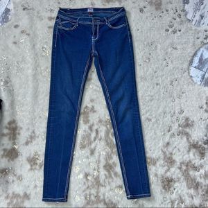 Revolt R3 Skinny Jeans Size 9 Back Flap Pockets Medium Wash💗